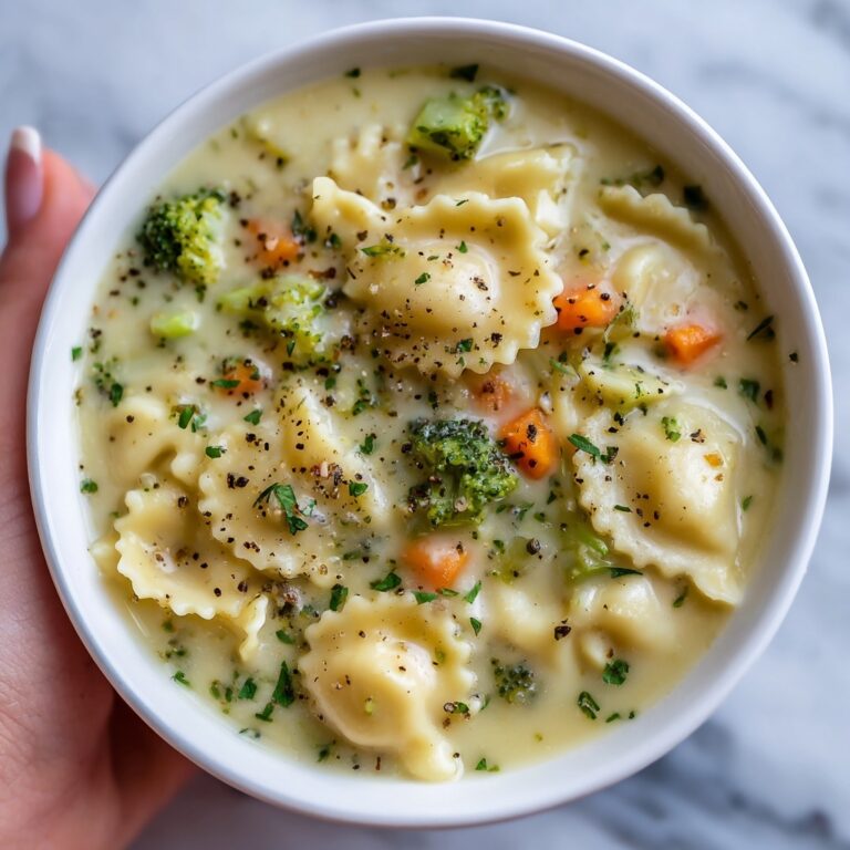 Crockpot Broccoli Cheddar Soup: Easy Creamy Comfort Food Recipe